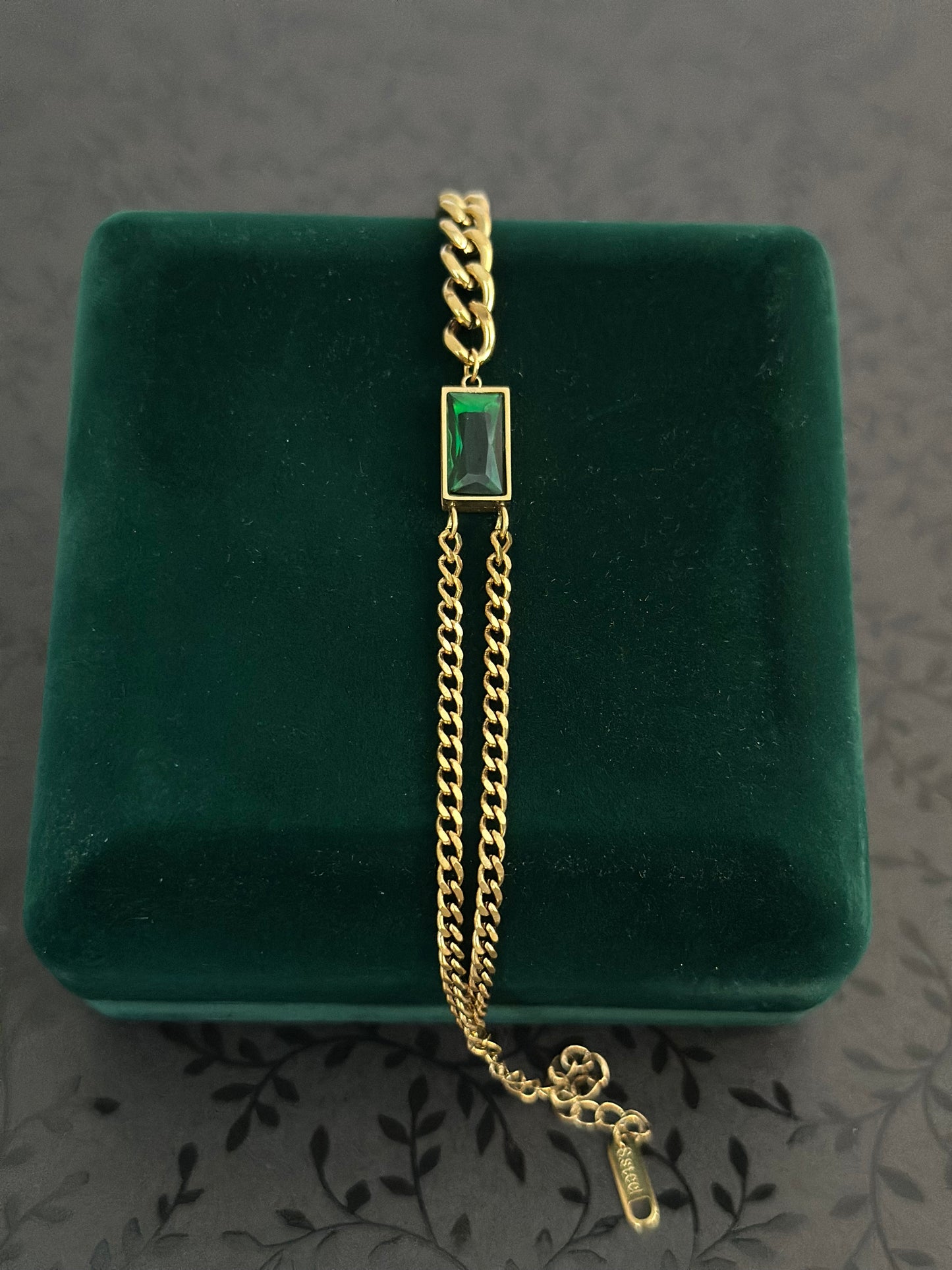 18K Gold Plated Emerald Green Stone Curb Chain Bracelet