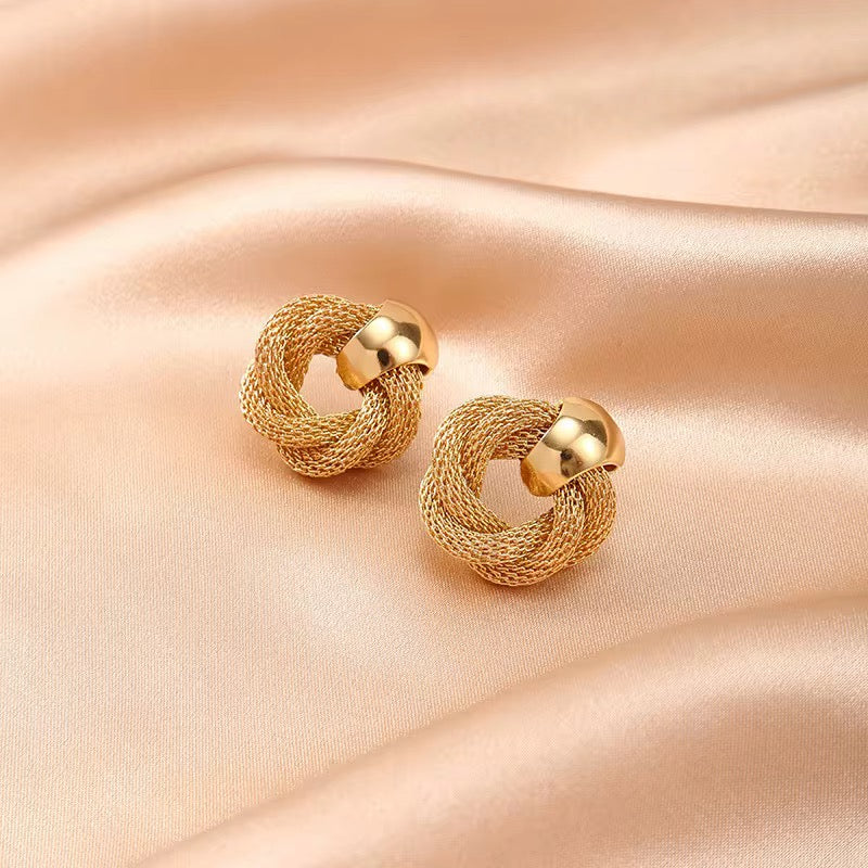 Twisted mesh earrings / Love knot design