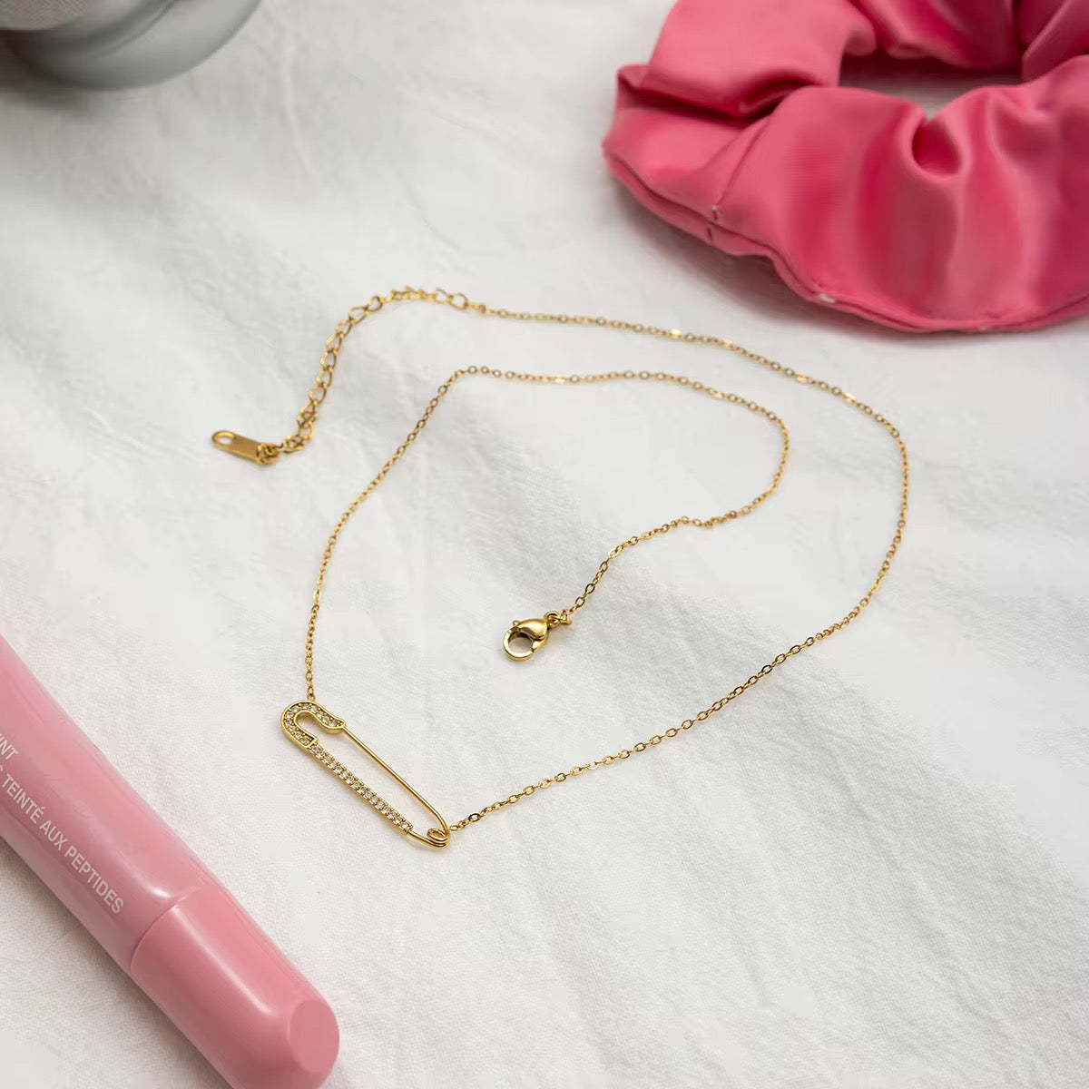 18K Gold Stainless Steel Safety Pin Necklace - Waterproof