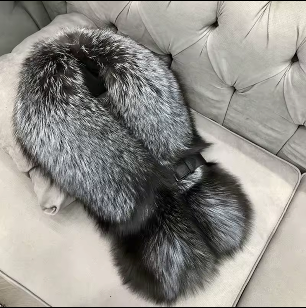 Genuine Silver Fox Fur Scarf Collar – Signature Strap Detail