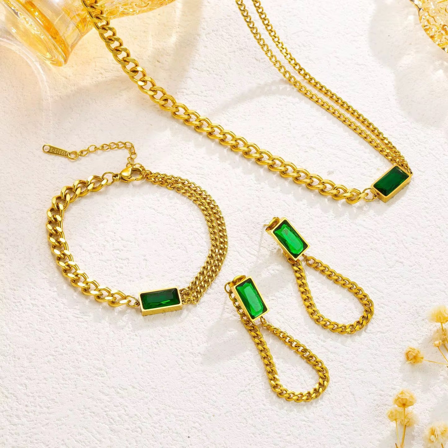 Gold Curb Chain Necklace with Emerald Green Pendant