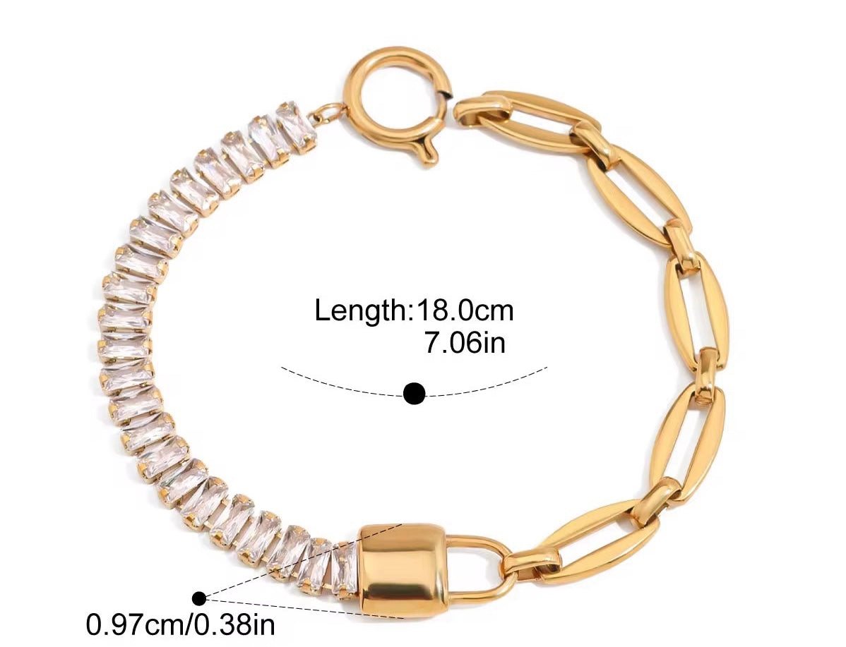 Gold Baguette Chain Bracelet - Waterproof & Hypoallergenic