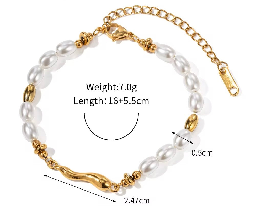 Pearl Link Bracelet in 18K Gold